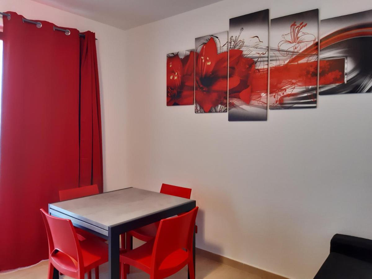 Casa Vacanze Da Lory Porto Torres Exterior foto