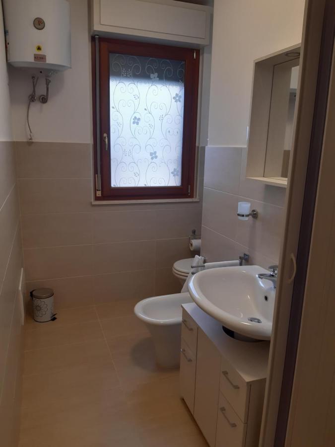 Casa Vacanze Da Lory Porto Torres Exterior foto